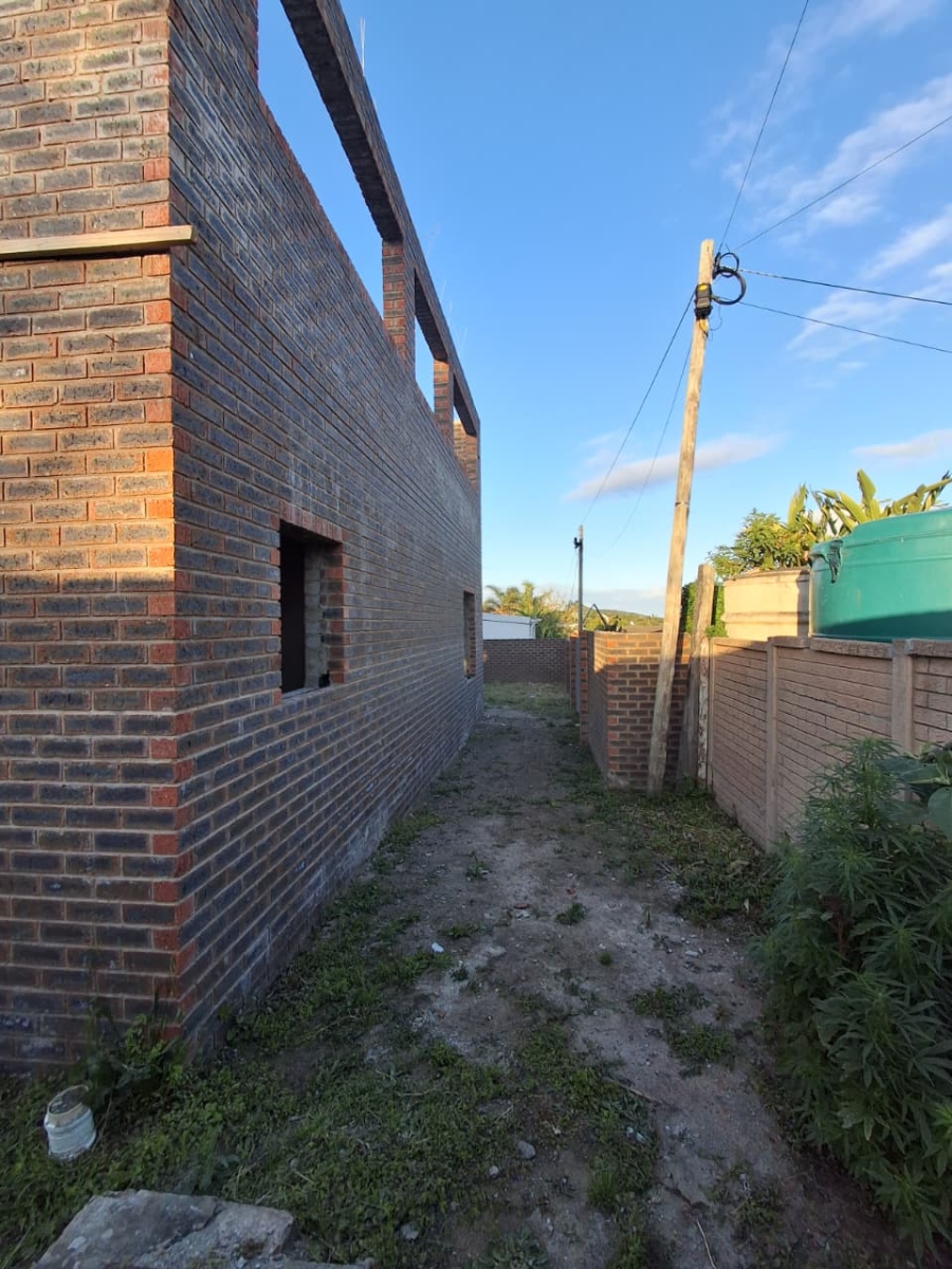 6 Bedroom Property for Sale in Sunrise On Sea Eastern Cape